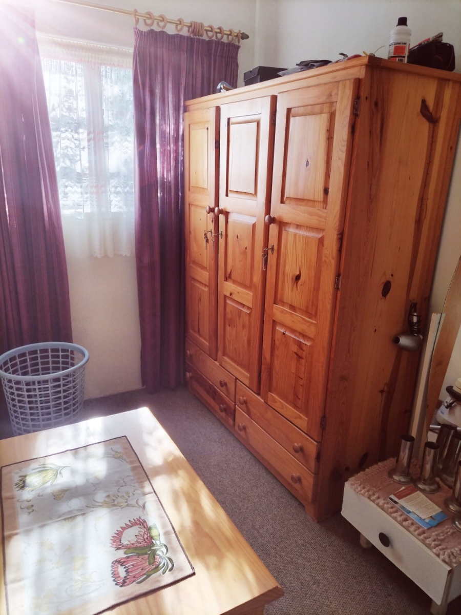 4 Bedroom Property for Sale in Noorsekloof Eastern Cape